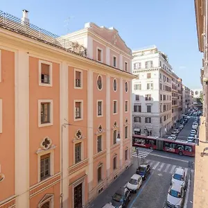 Apartment Large In Center, Termini Area, Rome