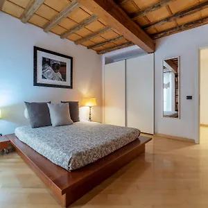 Apartment Pantheon View, Rome