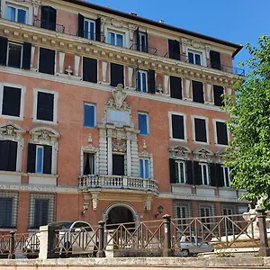 Apartment Palazzo Marescalchi Belli, Vicino Piazza Di Spagna, Rome